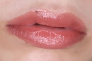 CHANEL：ルージュココフラッシュ90JOUR　実際につけた写真