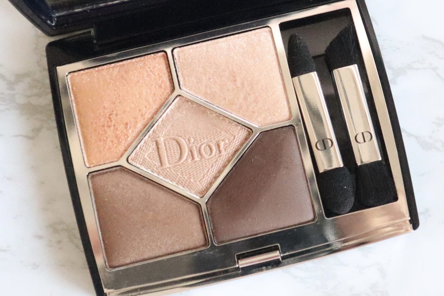 Dior『サンククルールクチュール』おすすめ人気色ランキング | 美容ライターmikuの“BeautyCollege”